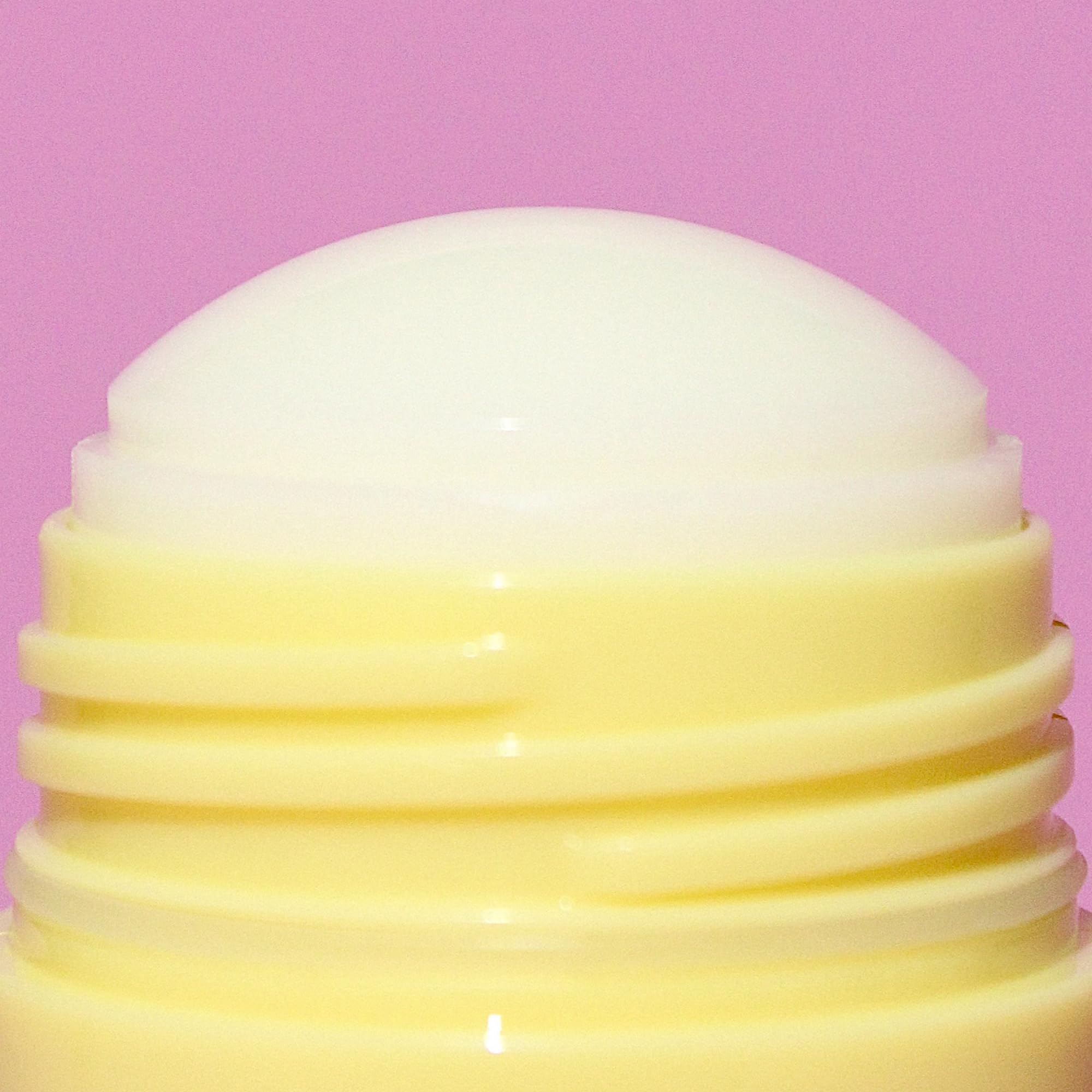 Bask Stick hidrata con manteca de karité y aceite de oliva para piel seca.