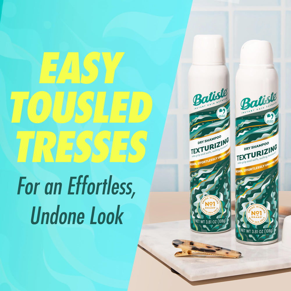 Batiste Champú Seco Texturizante aporta textura playa para un look despeinado.