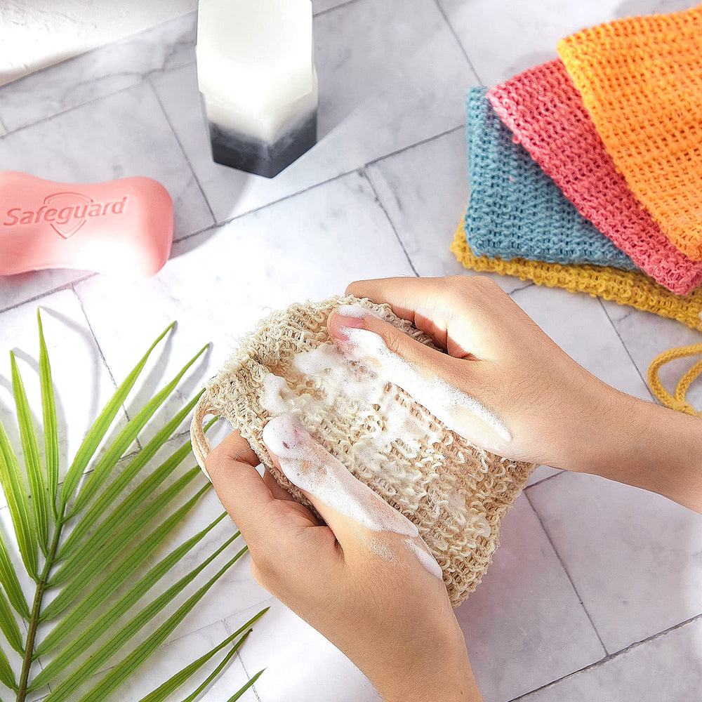 BBTO bolsa exfoliante con cordón para colgar, secado práctico tras cada uso.