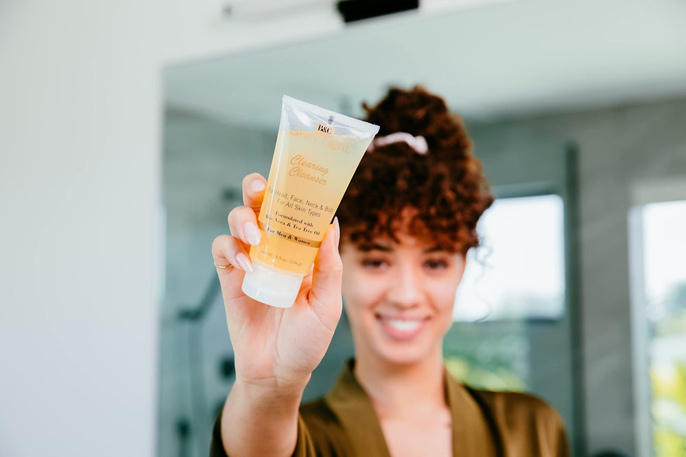 Uso diario del limpiador BC Skin Tight para piel limpia y preparada