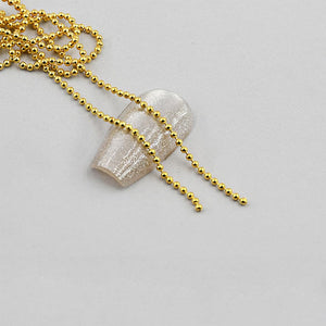 Cadena Bellecrey para uñas de 100 cm en oro y plata con efecto 3D.