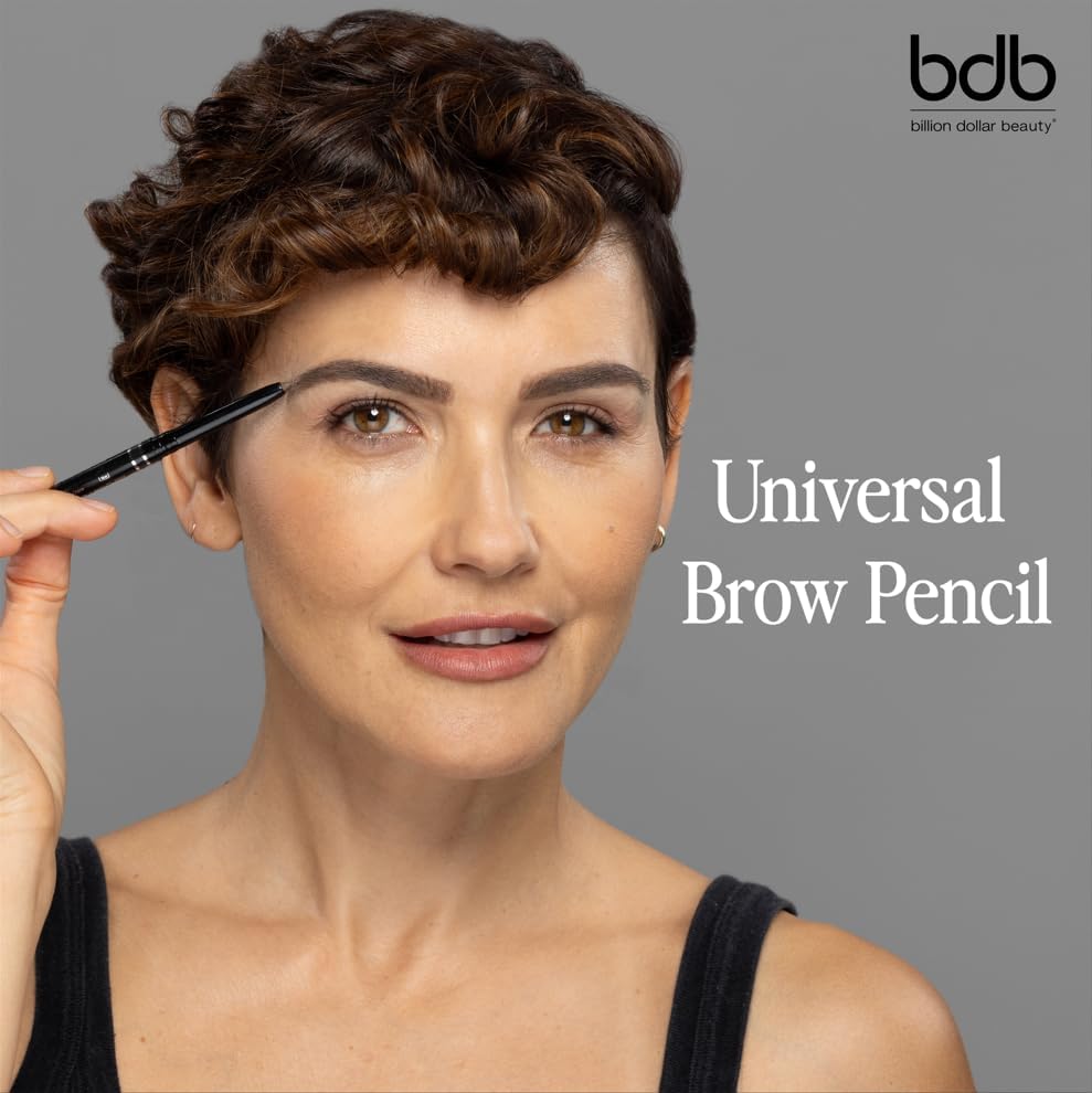 Cepillo incluido para peinar y distribuir el producto Billion Dollar Brows.