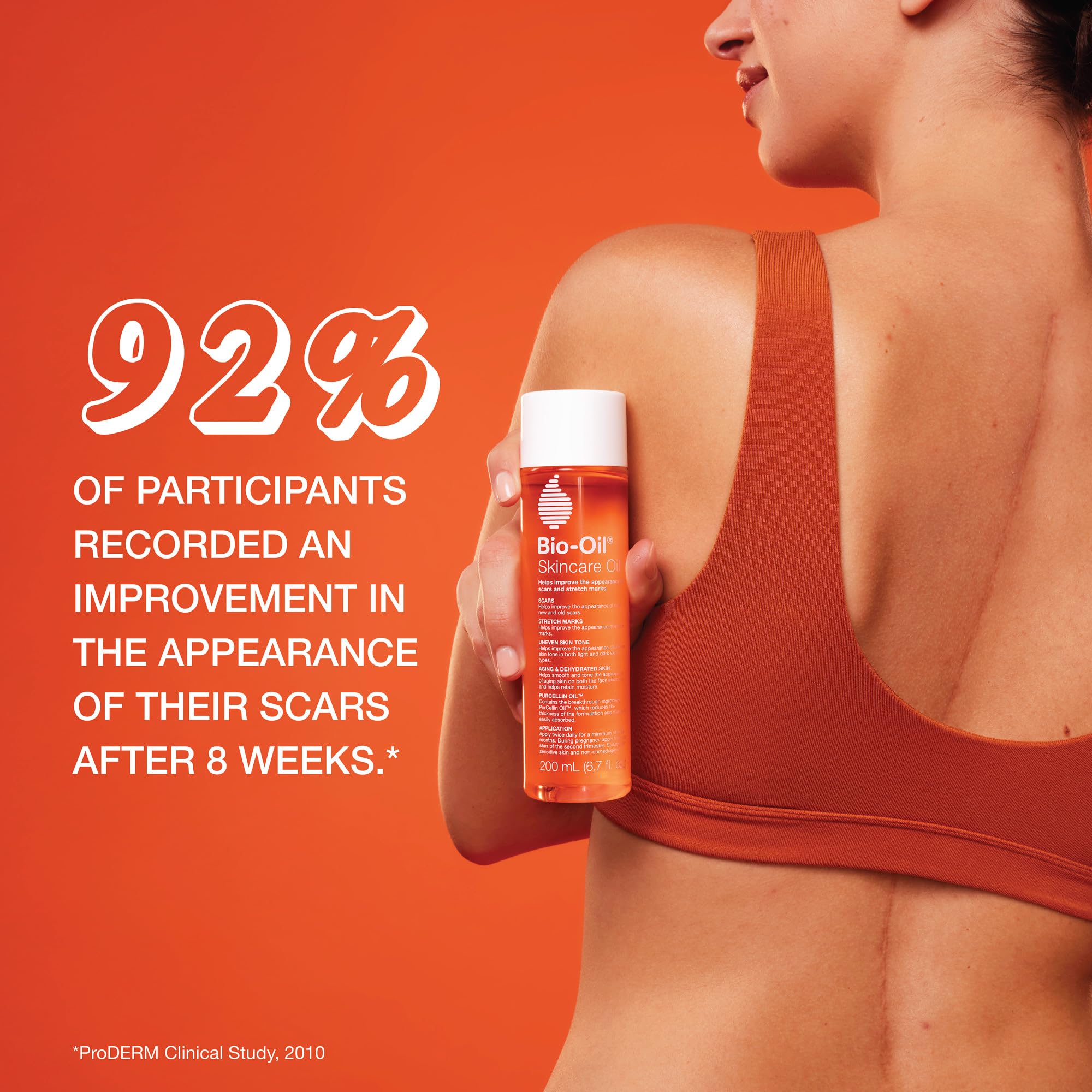 Bio-Oil aplicación suave en la piel para hidratación diaria.