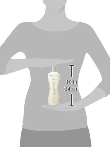 BioSilk Acondicionador Terapia de Seda, textura cremosa y suave al tacto.