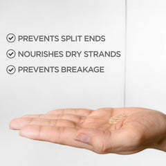 Aplicación en manos de BioSilk Silk Therapy Original para desenredar sin esfuerzo