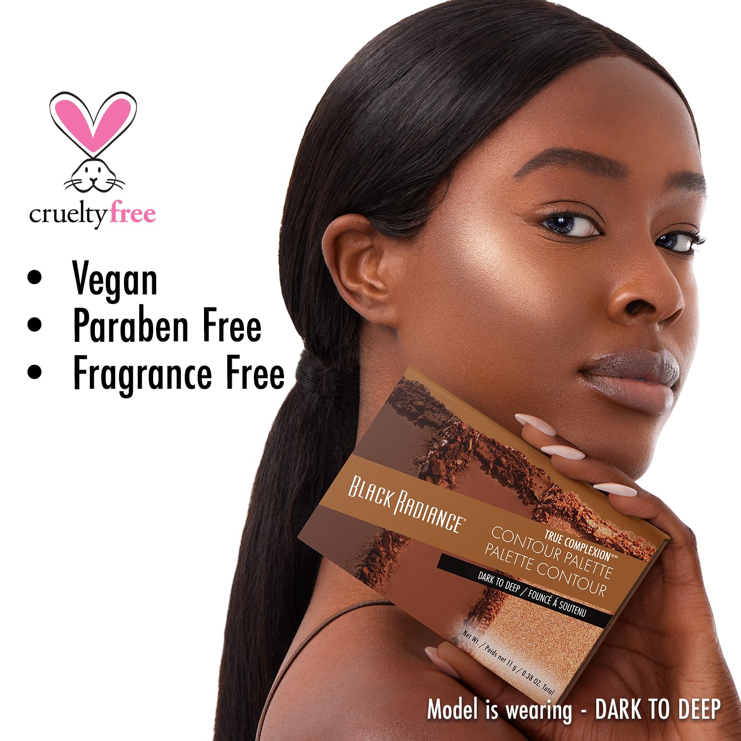 Resultado final natural y definible con la paleta de contorno Black Radiance