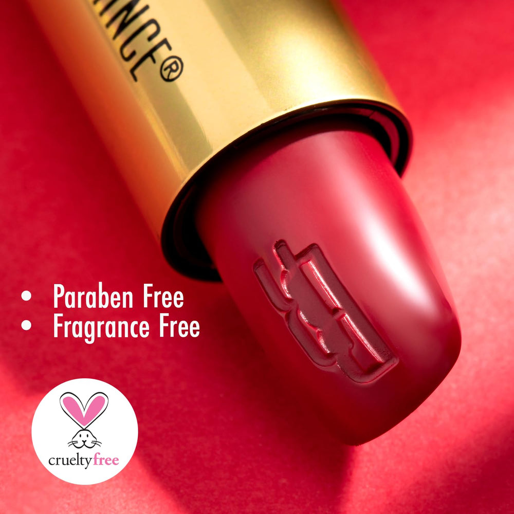 Remate de color intenso con Berry Bold de Black Radiance para un look sofisticado