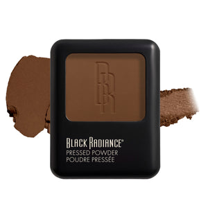 Black Radiance polvo compacto caoba intensa, acabado mate natural.
