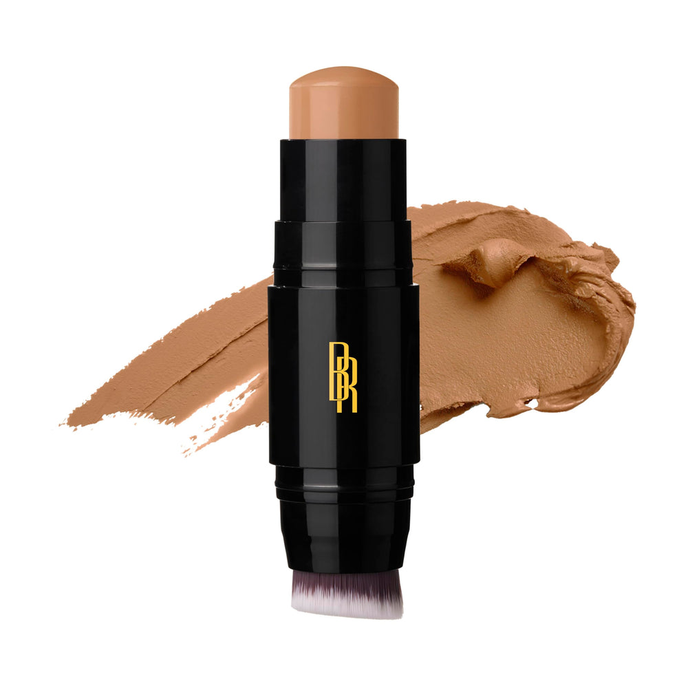Black Radiance: base bronce brillo con cobertura modulable para un acabado natural.