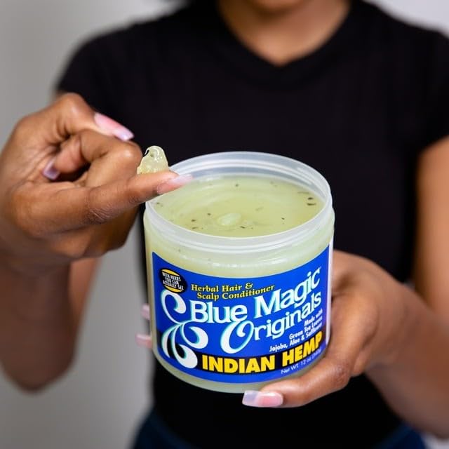 Blue Magic Acondicionador canamo indio - hierbas visibles para brillo y manejo suave.