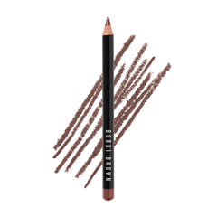 Lápiz labial Bobbi Brown Rum Raisin con textura aterciopelada para definición suave.