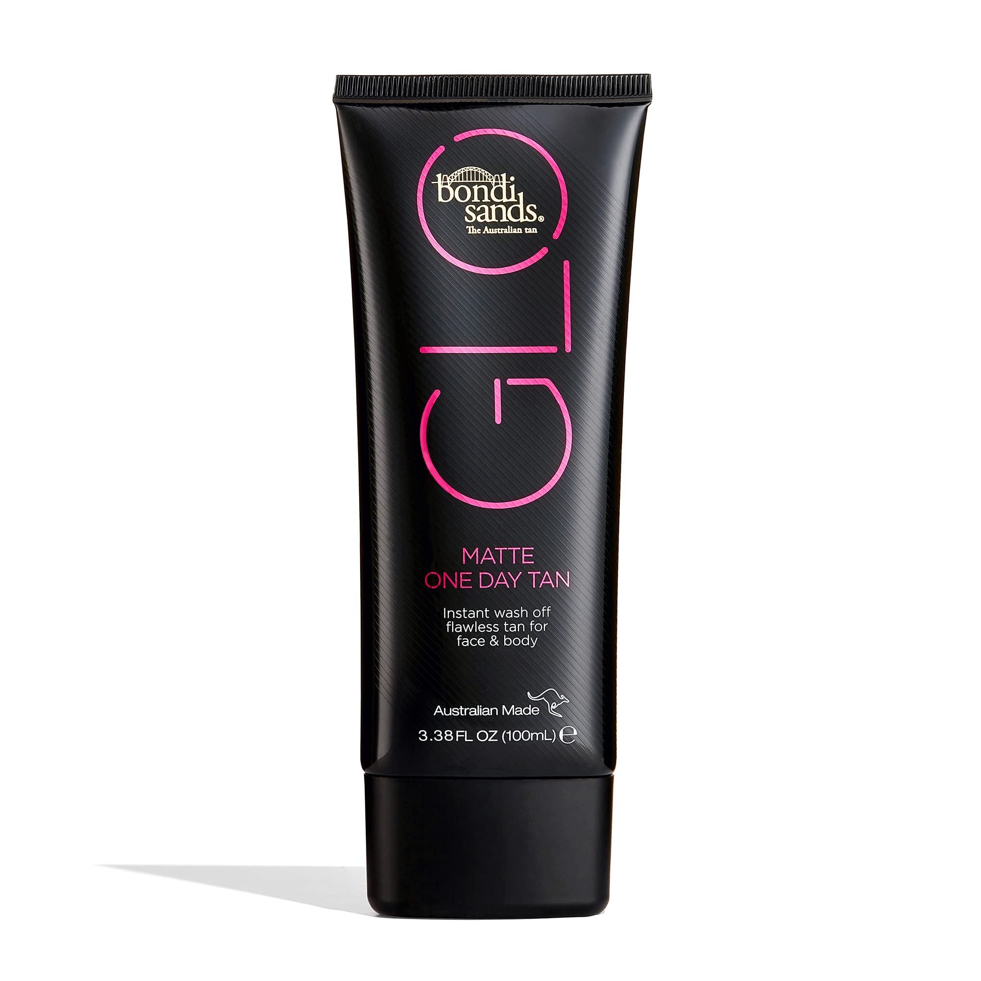 Bondi Sands GLO Matte One Day Tan aplicándose con guante para un bronceado inmediato