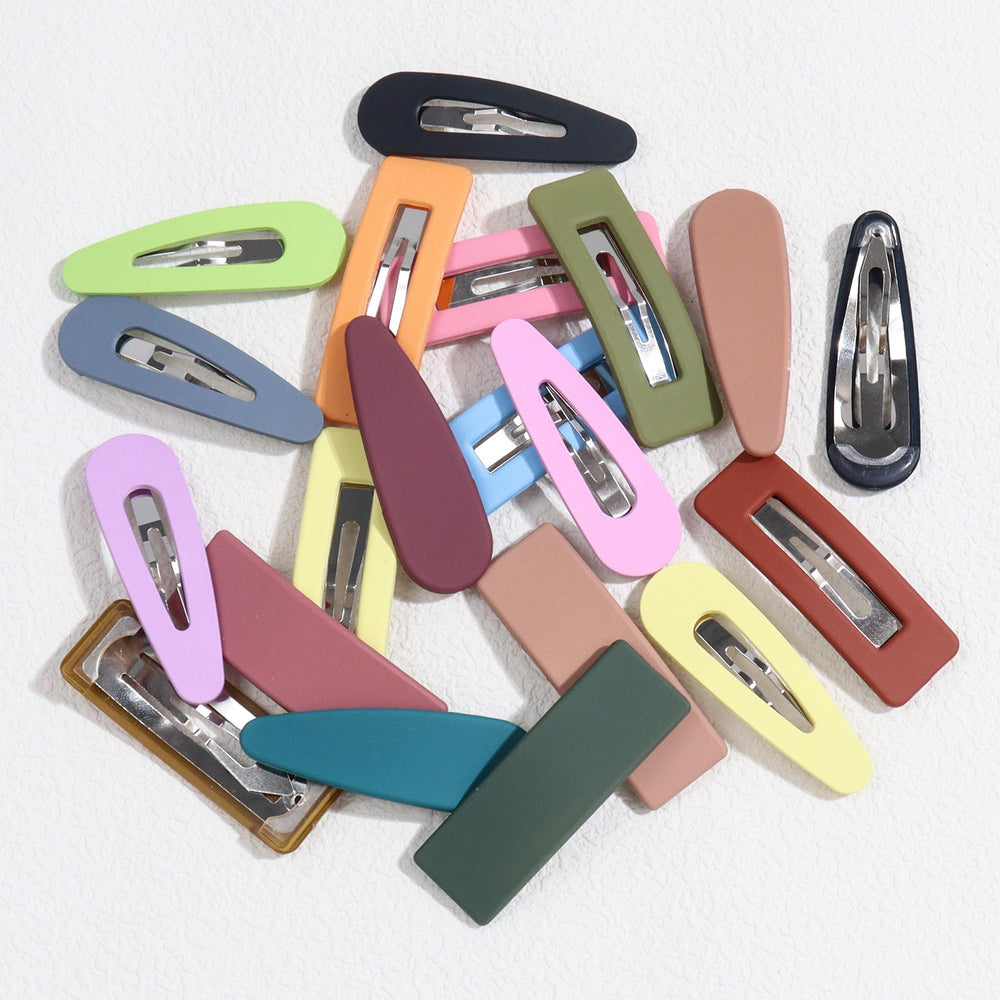 Pinzas B.PHNE, colores dulces variados, perfectas para combinar con looks.