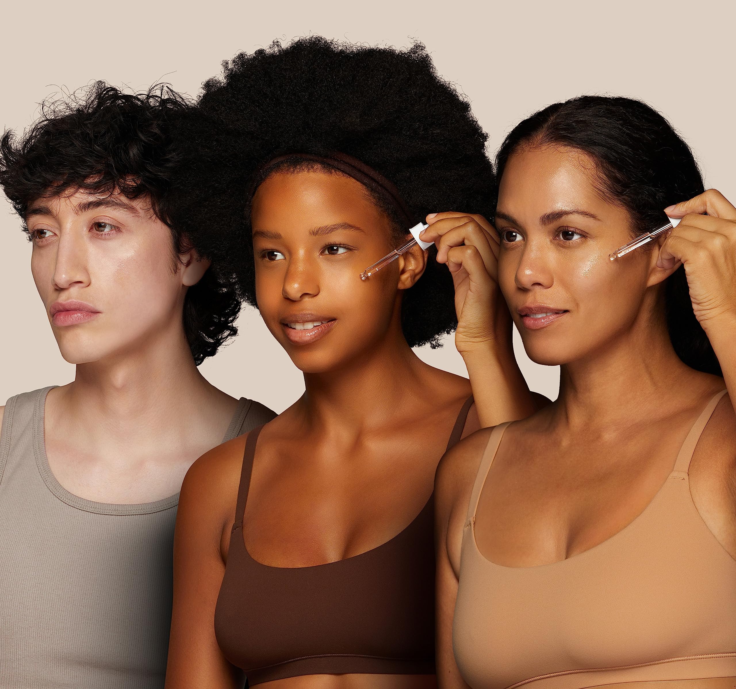 BREYLEE Serum Vitamina C ingredientes: ácido hialurónico para hidratación profunda.