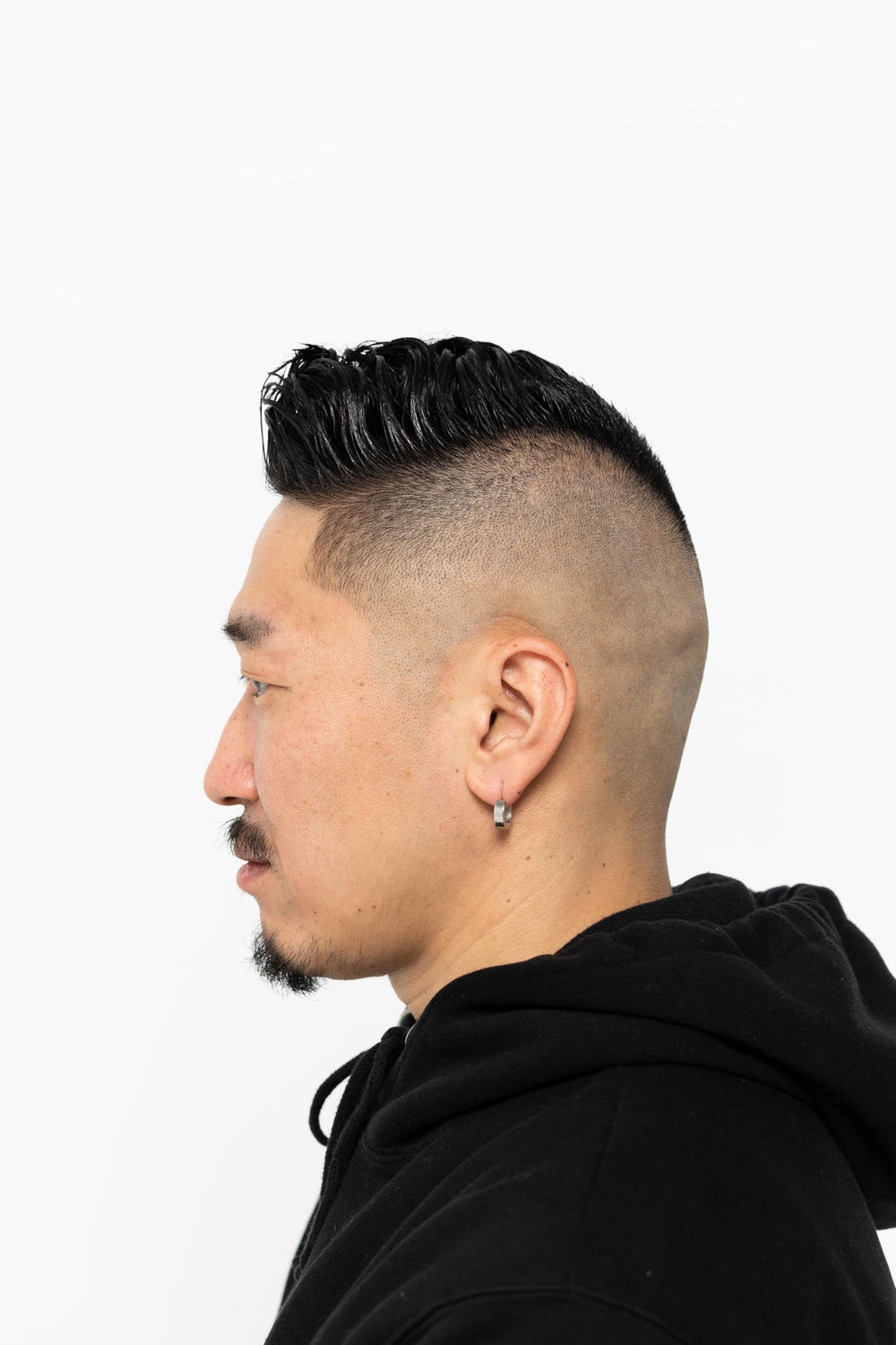BROSH Original pomada inspirada en artesanía japonesa, diseño de lata premium.