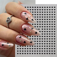 BSBTBZ Corazón 3D en uñas, ideal para decoración romántica de manicura.