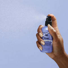 Bumble and bumble Protección contra calor hasta 450 °F, ayuda a peinar con seguridad.