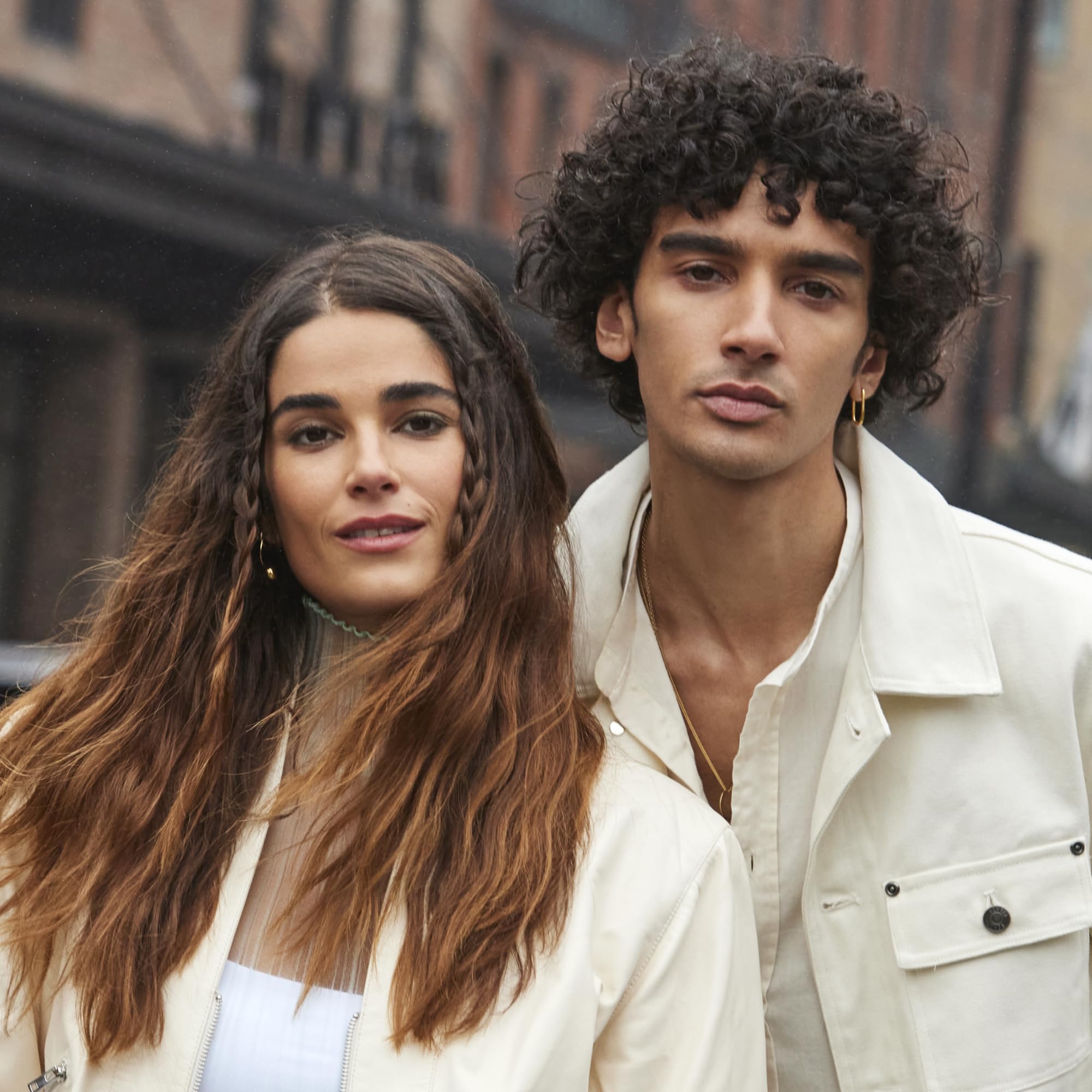 Bumble and bumble Seaweed Conditioner, uso diario deja mechones ligeros y suaves.