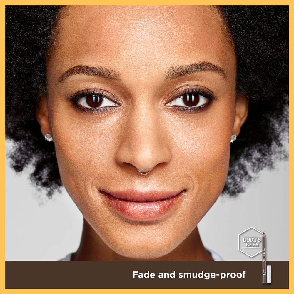 Delineador Burt's Bees con jojoba para nutrir la piel cercana al ojo