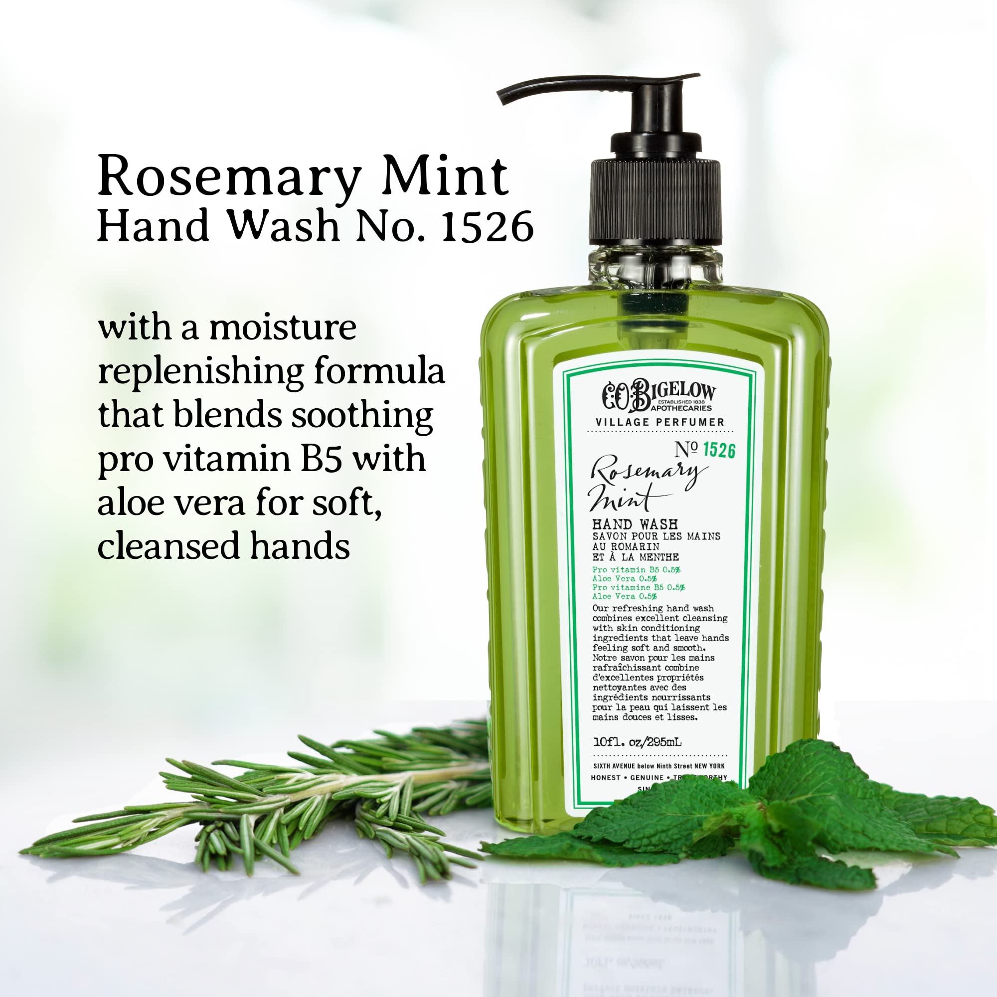 Aroma de romero y menta con C.O. Bigelow para un lavado vigorizante.