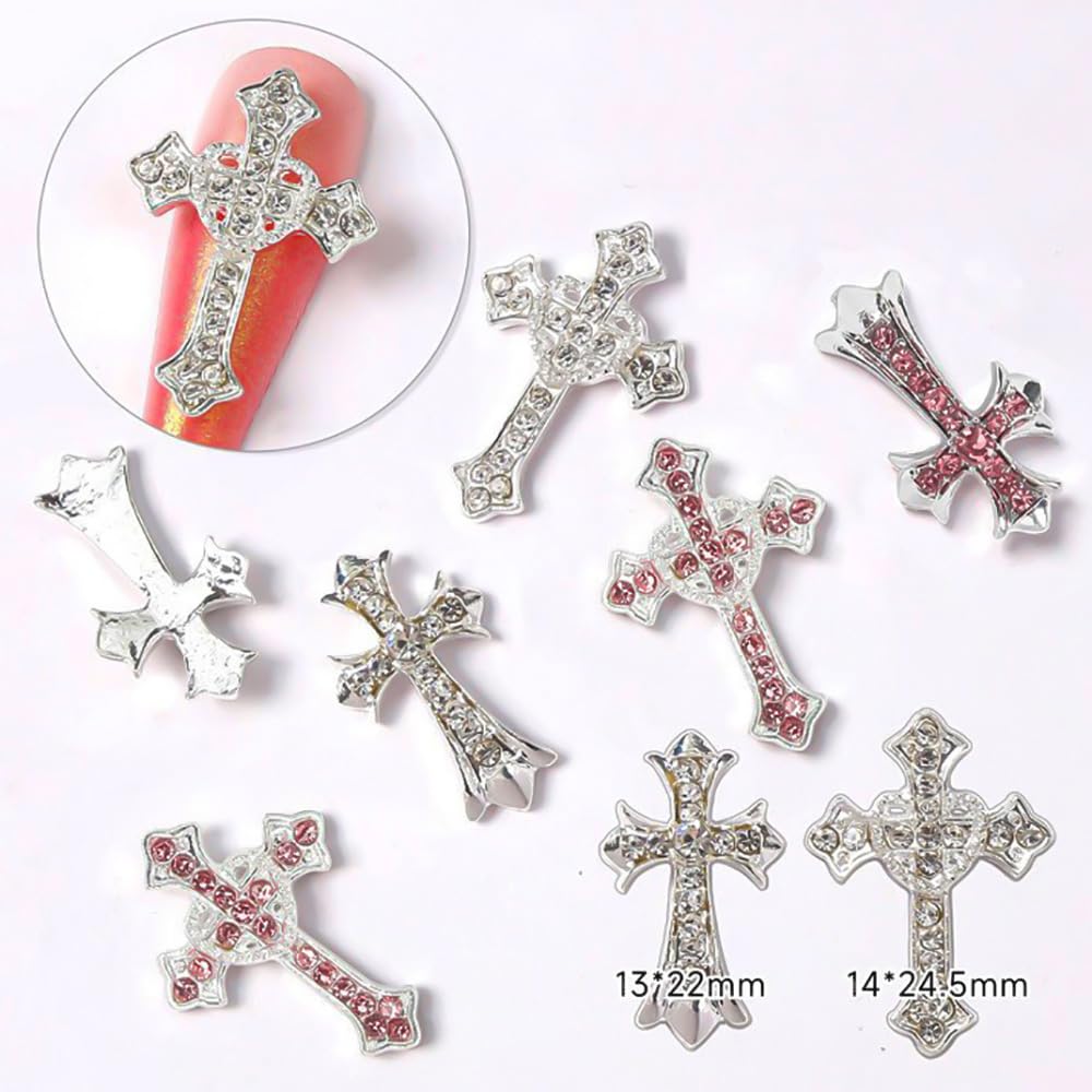 Materiales y acabado en plata, cristal y metal para decoraciones duraderas.
