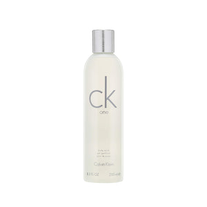 Calvin Klein CK One, botella visible, sensación fresca para uso diario y compartir.