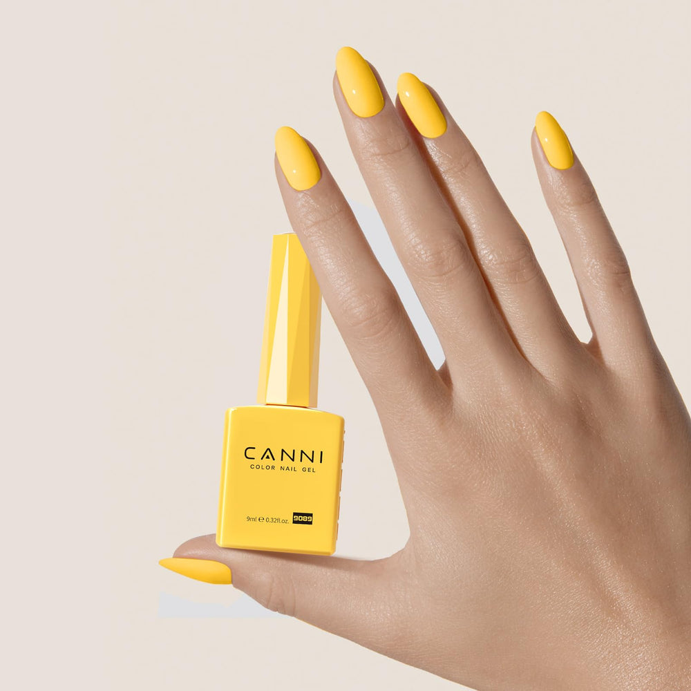 CANNI gel de uñas amarillo neón, duración de hasta 30 días con aplicación adecuada.