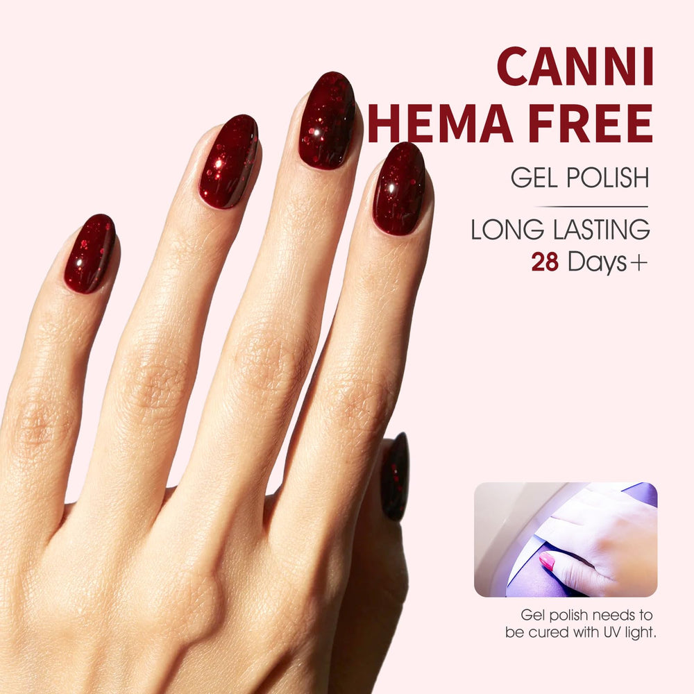 Aplicación suave de gel CANNI para uñas con acabado uniforme.