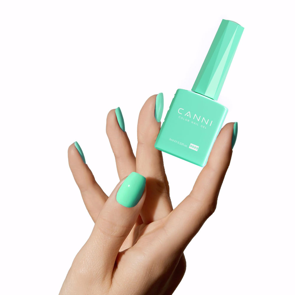 CANNI gel resistente, duración de 30 días con aplicación adecuada.