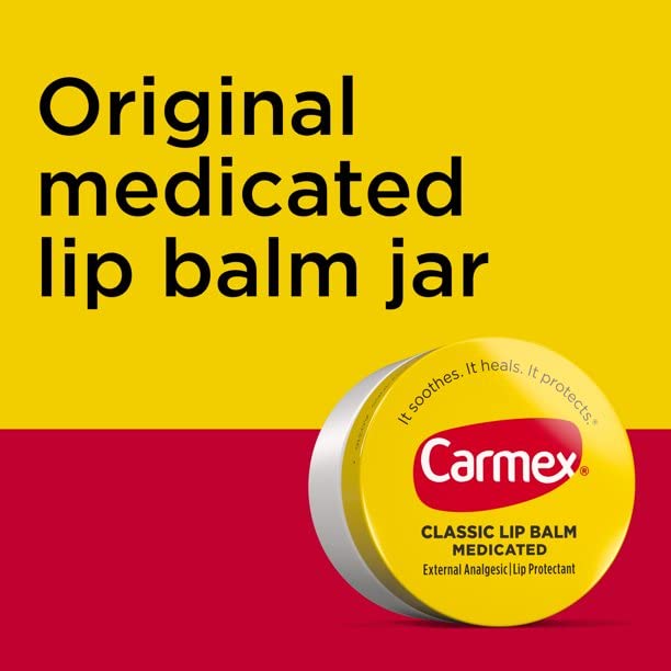Empaque compacto de Carmex bálsamo labial clásico medicado listo para bolso