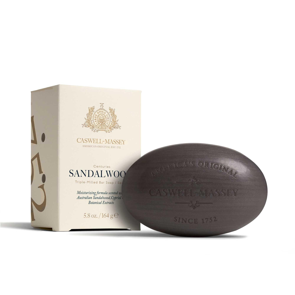 Caswell-Massey jabon sándalo barra frontal, aroma cálido para piel suave.