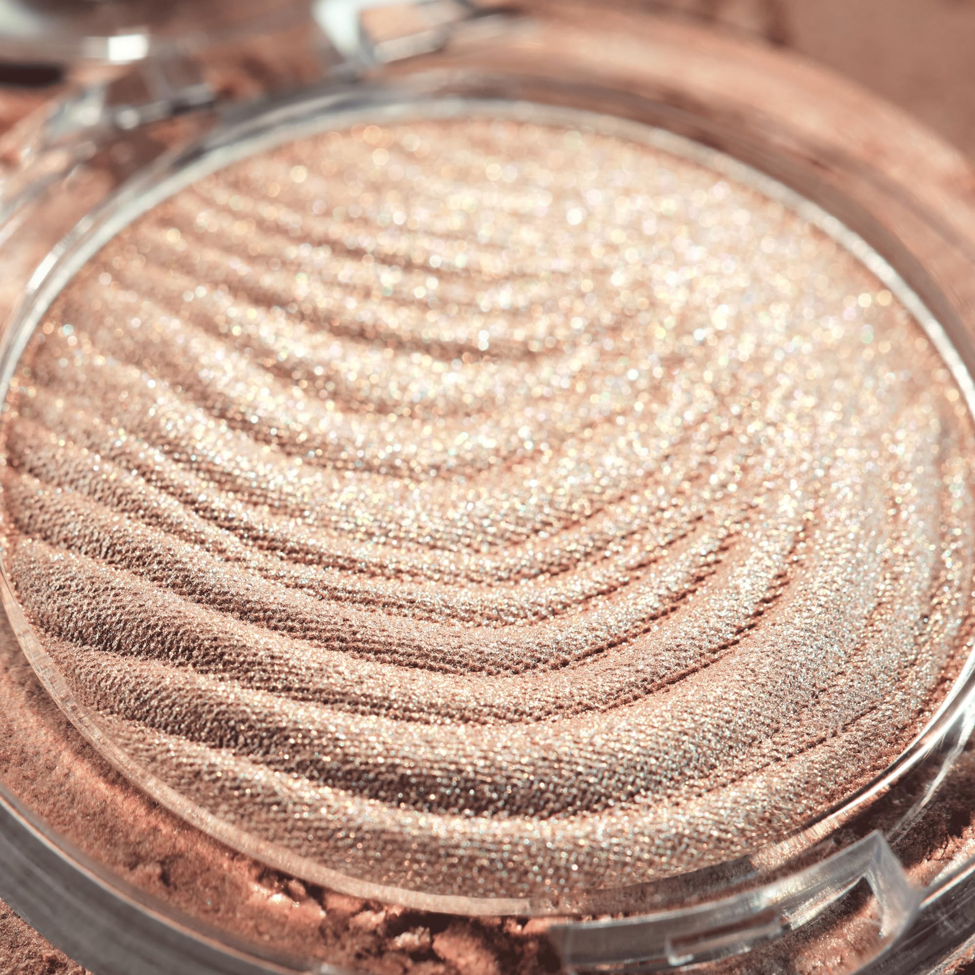 Catrice Aura Glam Iluminador para labios añade brillo ligero