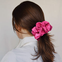 CEELGON scrunchie seda grande, tacto suave para uso diario cómodo.
