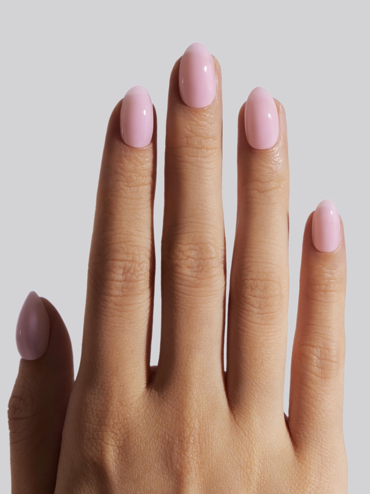 Celebritips Salon U-ltimate: set de uñas de aspecto profesional y duradero.