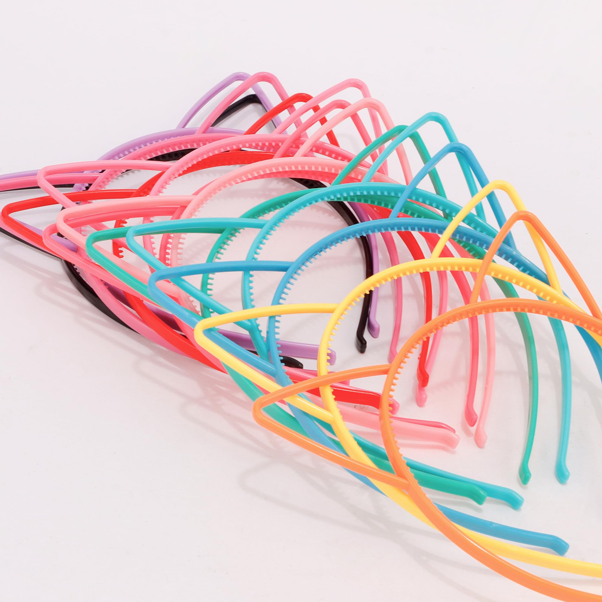 Chanaco diadema gato-orejas multicolor, combina con looks variados y fiestas.