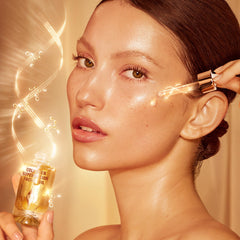 Charlotte Tilbury Colageno Superfusion, textura ligera, absorción sin grasa.