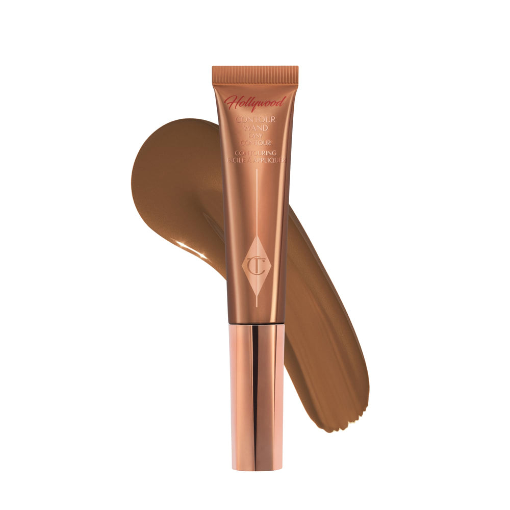 Charlotte Tilbury Hollywood Contorno Líquido con aplicador cushion para definir pómulos con precisión.