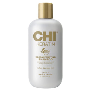 CHI Keratin Reconstructing Shampoo equilibrio en la botella para cabello saludable