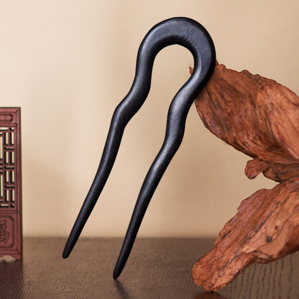 Accesorio CHOISBEING de madera natural para looks elegantes y recogidos fáciles.