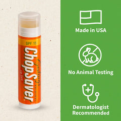 ChopSaver SPF15 ofrece protección diaria para labios al exterior.
