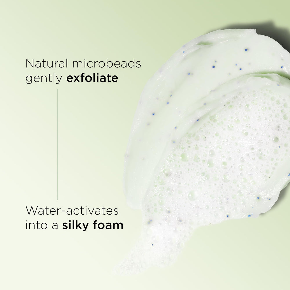Clarins aplicación diaria con dosis pequeña en rostro y cuello para limpieza suave.