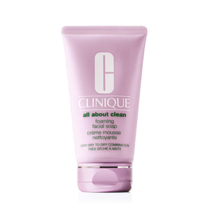 Clinique All About Clean espuma facial cremosa limpia suavemente la piel