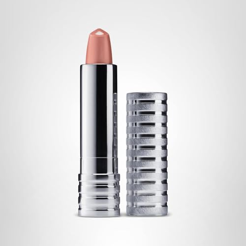 Clinique Barra Labios Cuidados Labiales cuida e hidrata mientras colorea.