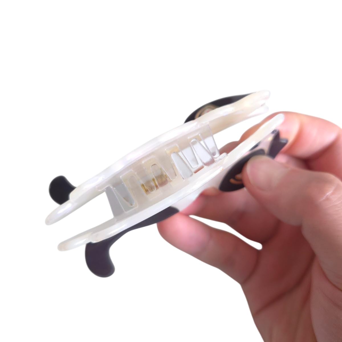 Pinza Clip Sugar con diseño sencillo y acetato duradero para diario.