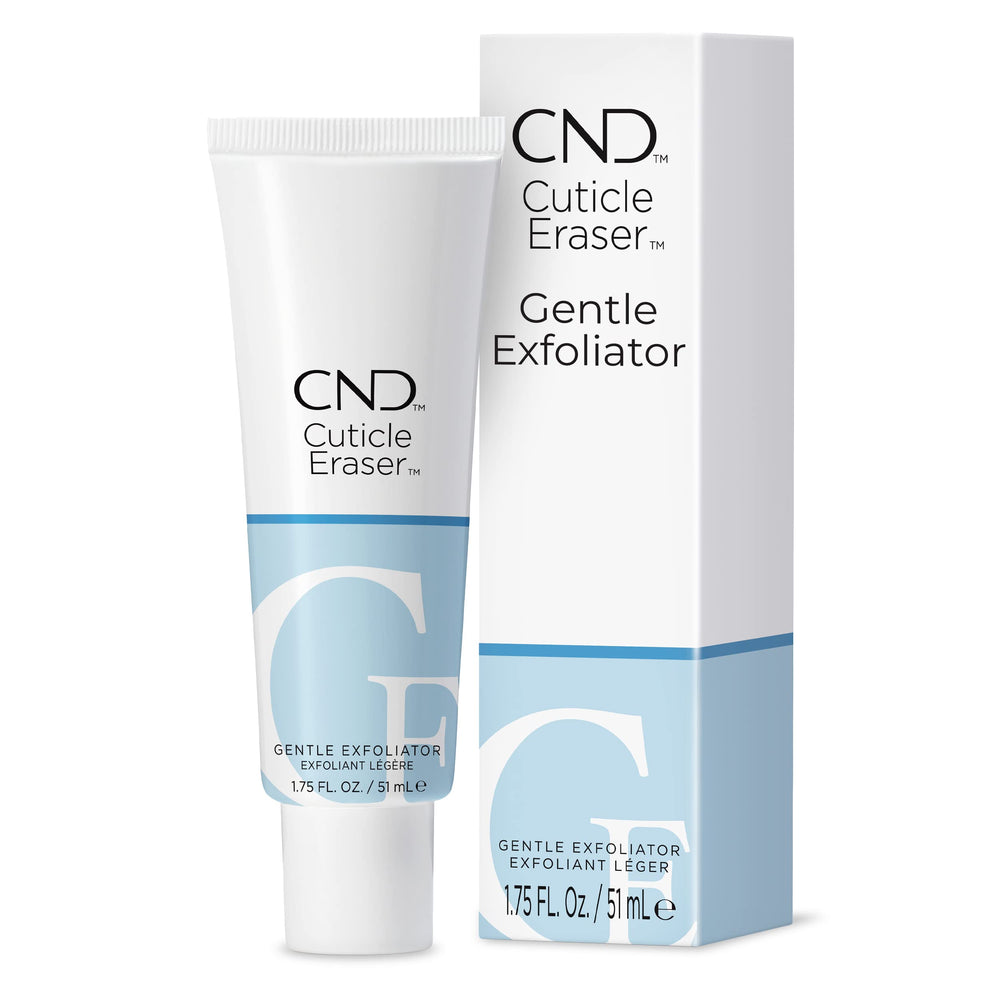 CND Cuticle Eraser en botella exfolia suavemente cutículas y hidrata la piel.