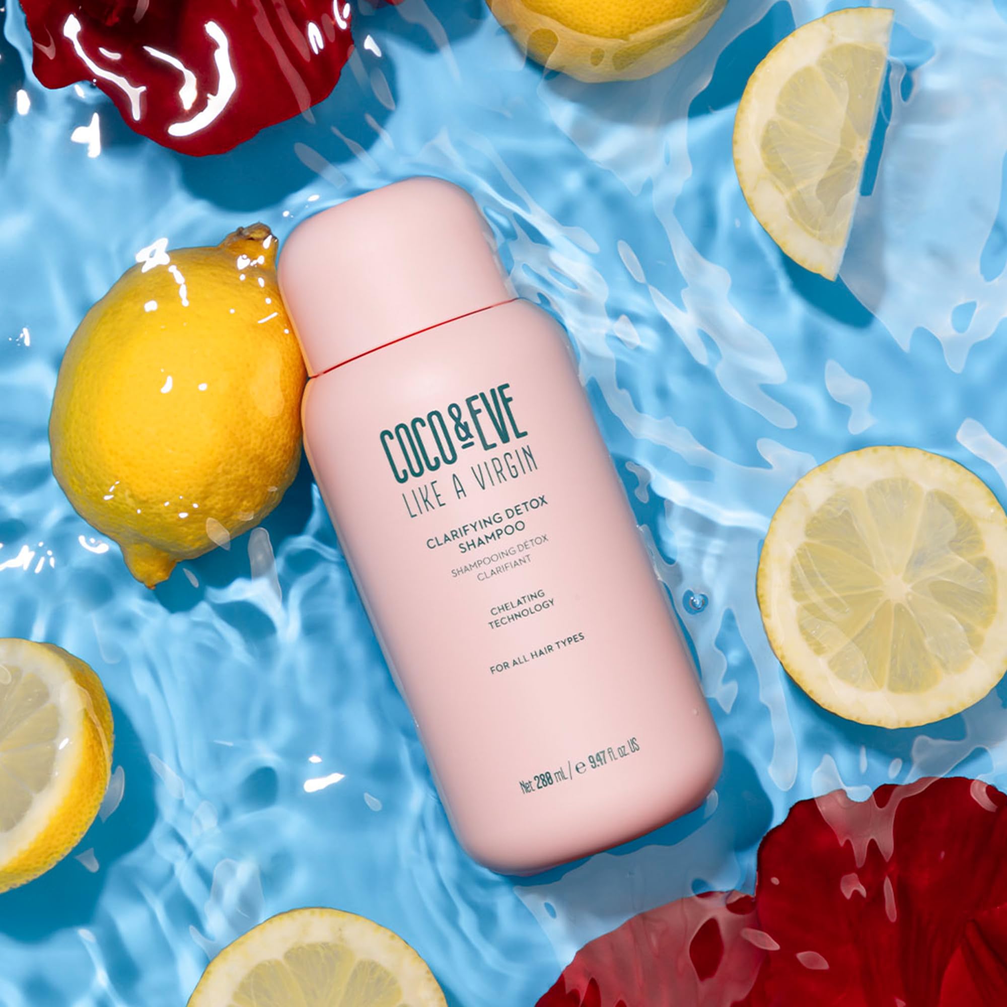 Coco & Eve Detox Shampoo: etiqueta frontal para destacar enfoque detox.