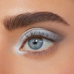 ColourPop Cloud 9: sombras metalizadas para un acabado luminoso.