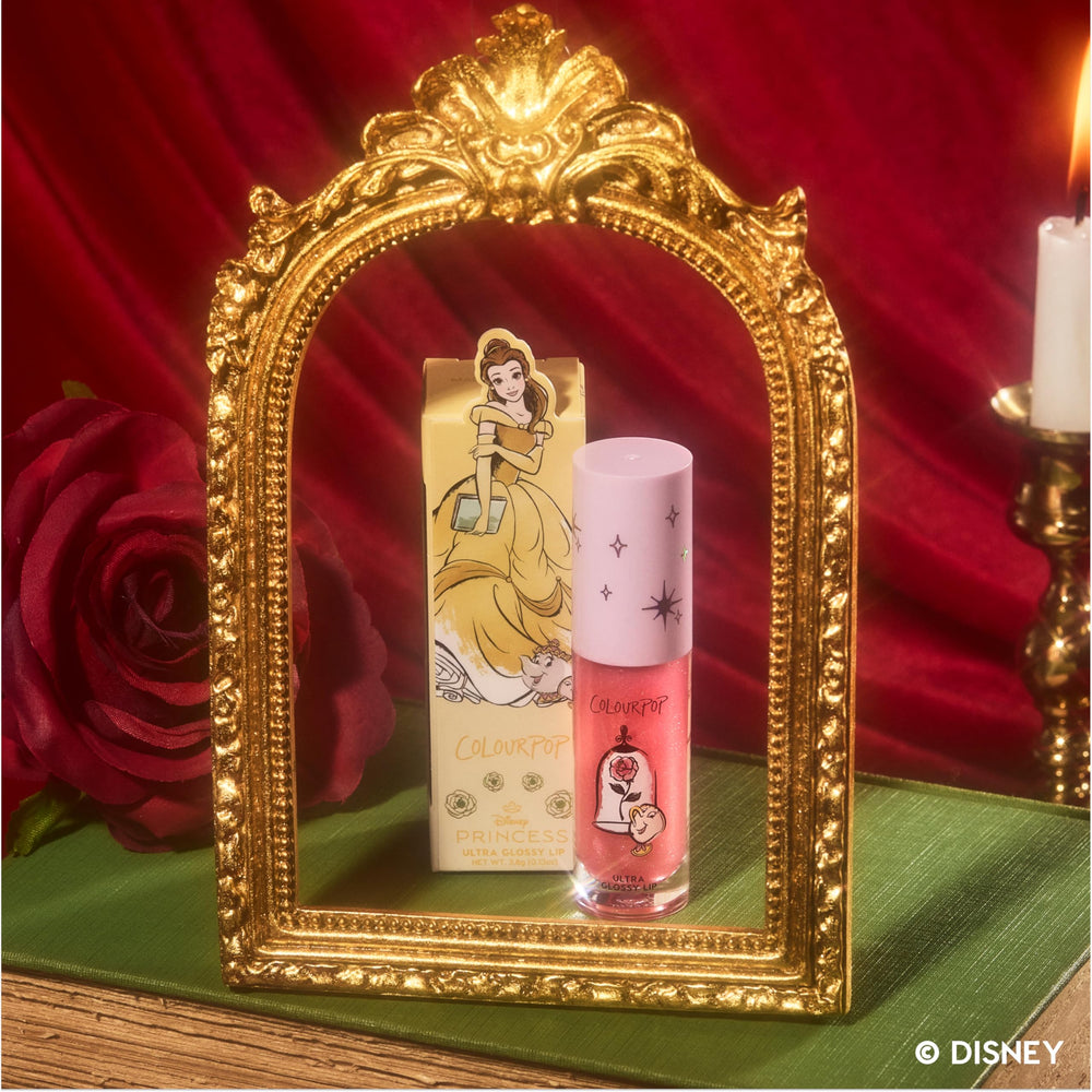 ColourPop estilo de princesa natural con brillo ligero.