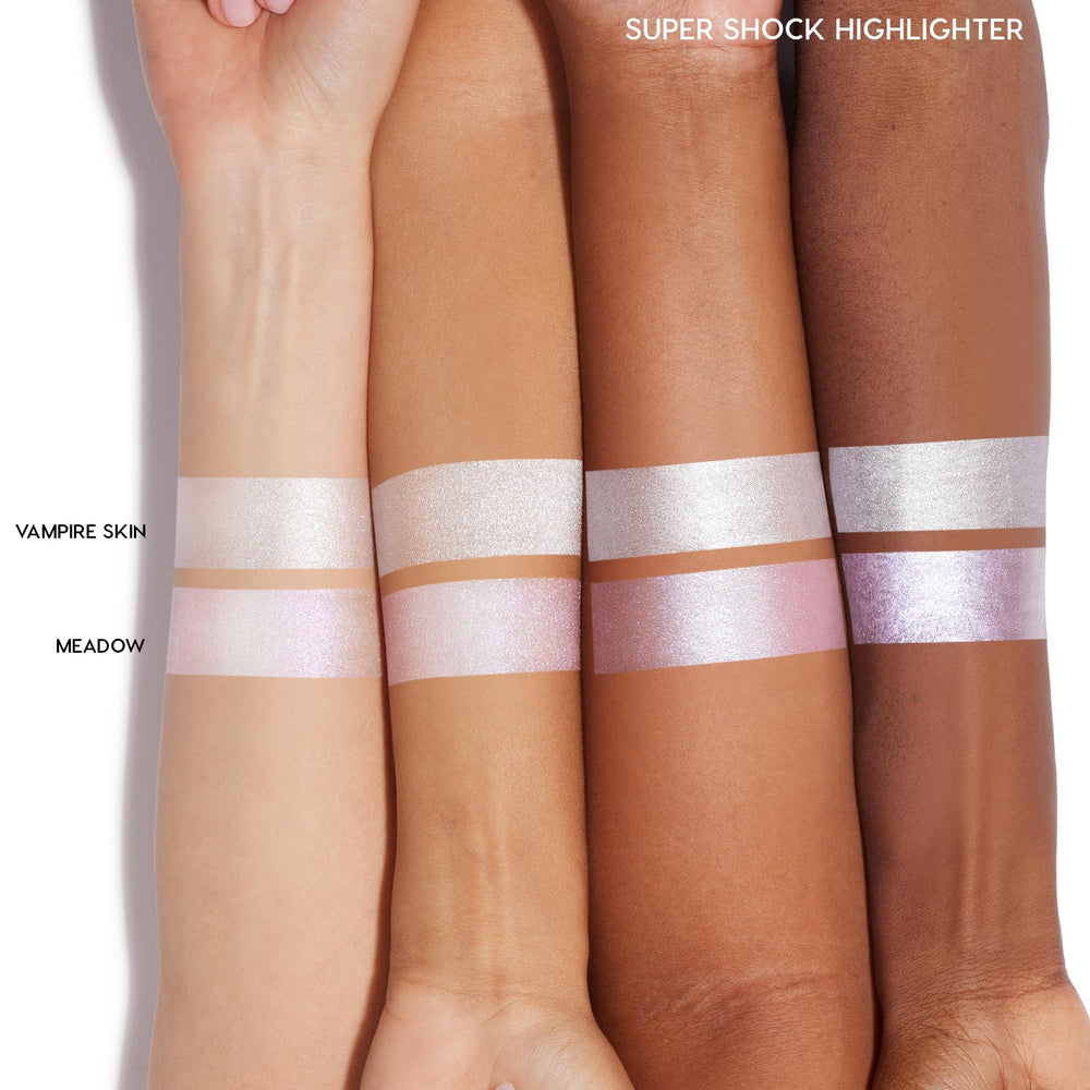  ColourPop Twilight Meadow aplicación con dedos para mayor cobertura e intensidad