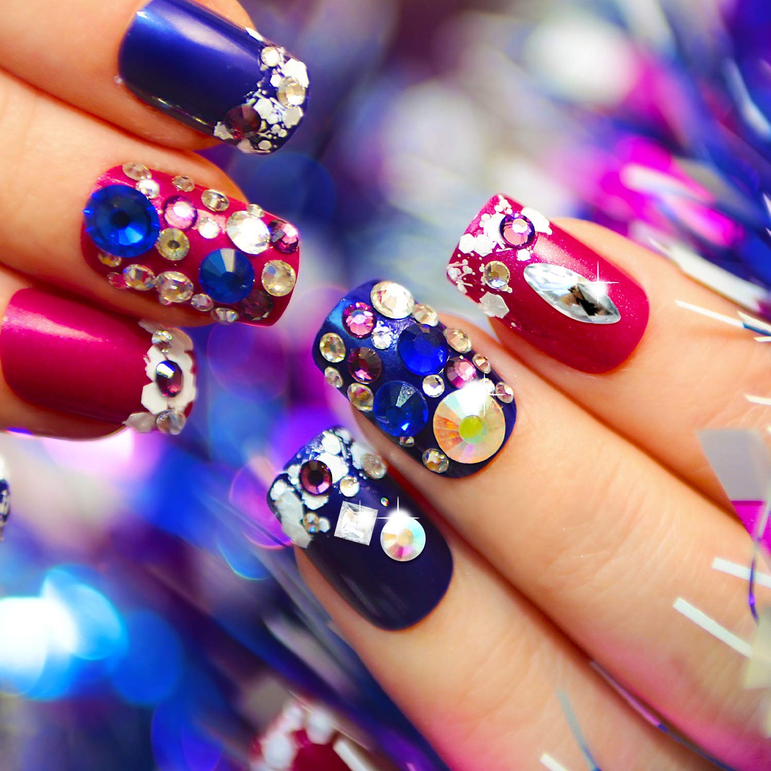 CoralBeau kit de arte de uñas: pegamento para uñas para fijar las decoraciones.